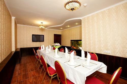 Alekseevsky Hotel