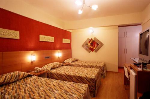 L�ber Hotel Nova Serrana