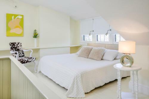 Bed & Breakfast Adora Inn