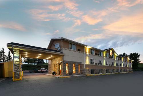 Hotel Super 8 By Wyndham Minot Airport