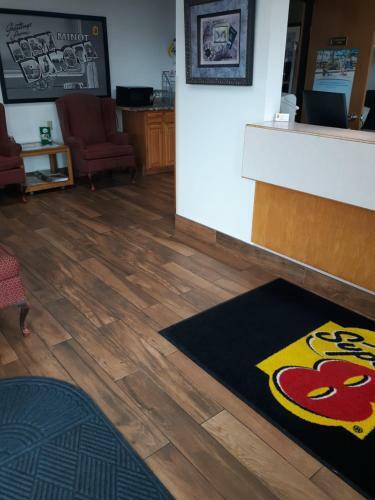 Hotel Super 8 By Wyndham Minot Airport