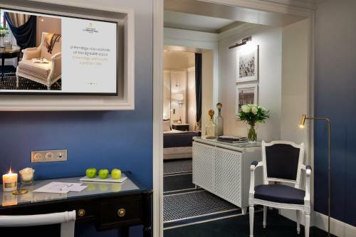 Hotel H�tel Barri�re L'hermitage