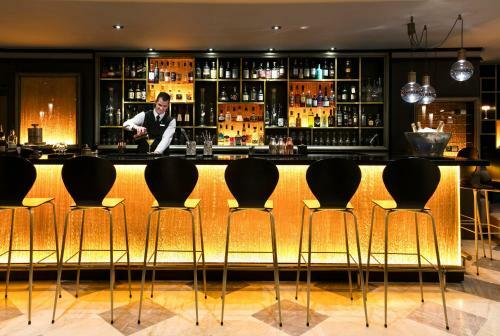 Hotel H�tel Barri�re L'hermitage