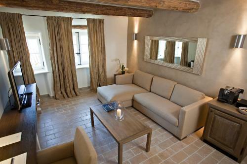 Hotel Coquillade Village