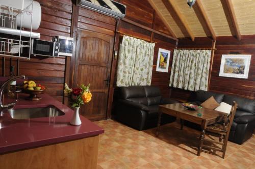 Agroturismo Caba�as Valle Del Cabriel