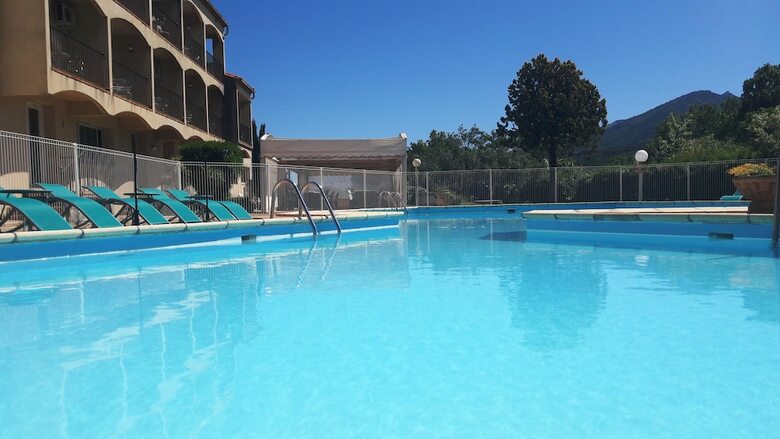 Hotel Le Neoulous