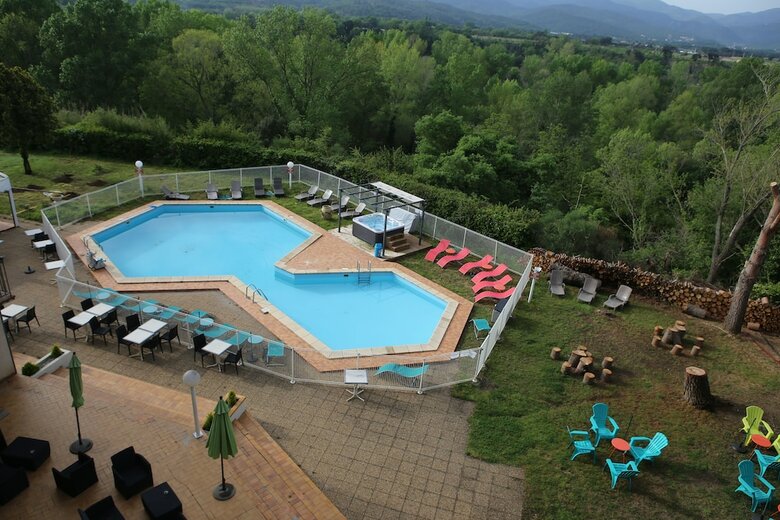 Hotel Le Neoulous