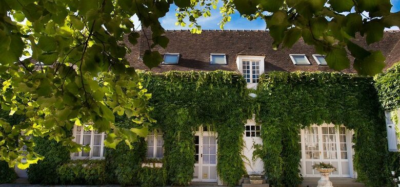 Bed & Breakfast Aux Charmes de Maintenon