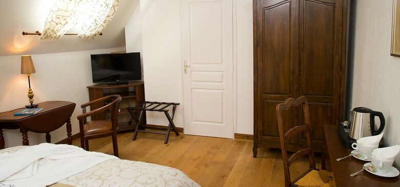 Bed & Breakfast Aux Charmes de Maintenon