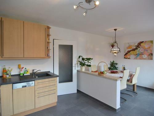 Cozy Apartment In Wichenstein With Large Garden