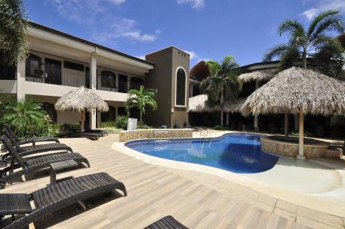 Hotel Colono Beach