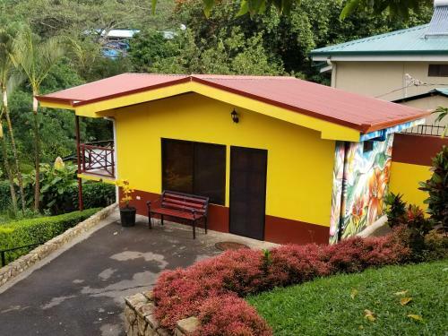 Bed & Breakfast La Terraza Guest House