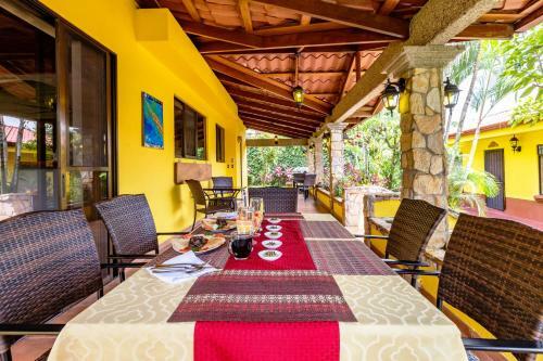 Bed & Breakfast La Terraza Guest House