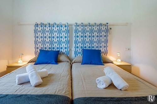 Arta Villa Sleeps 6 Pool Air Con Wifi
