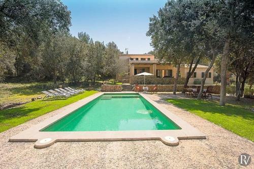 Arta Villa Sleeps 6 Pool Air Con Wifi