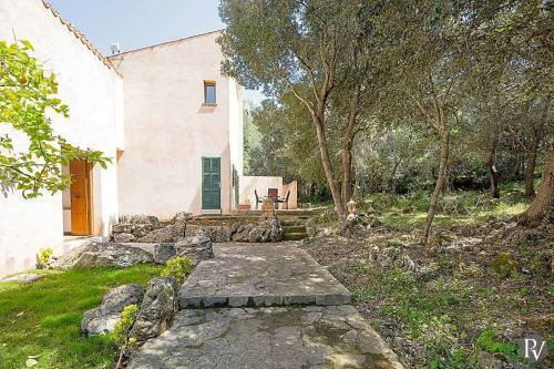 Arta Villa Sleeps 6 Pool Air Con Wifi