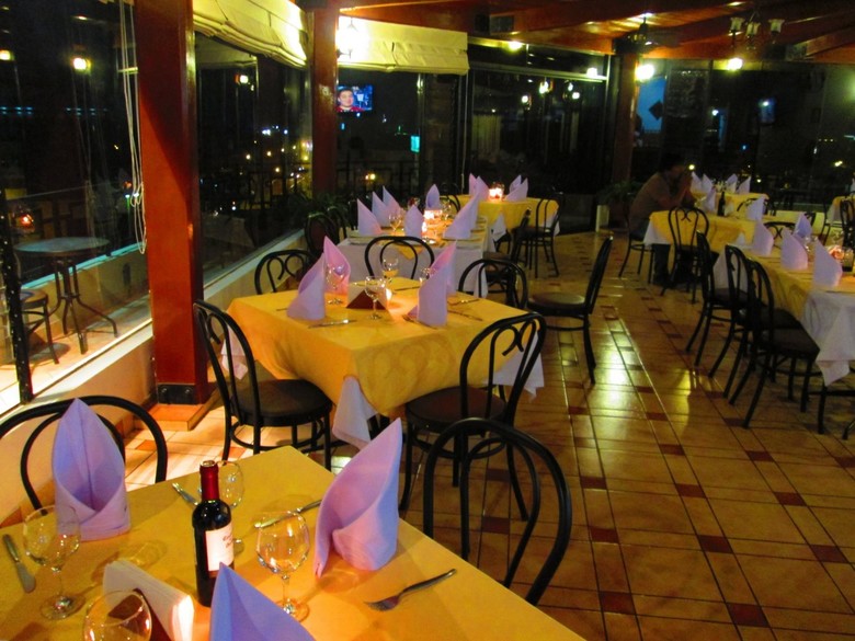 Las Musas Hotel & Casino