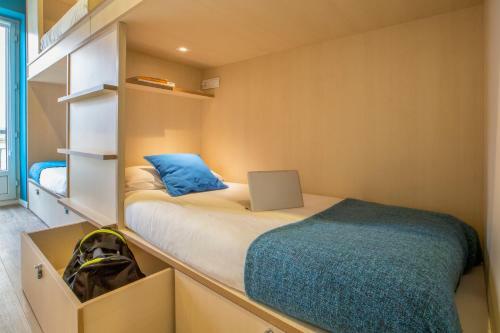 Mola Hostel