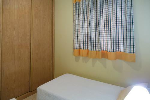 Uhc Golden Pineda Apartments