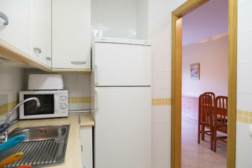Uhc Golden Pineda Apartments