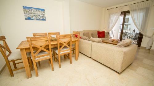 Apartamento Marina Real 245