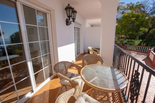 Ladera Del Mar Apartments