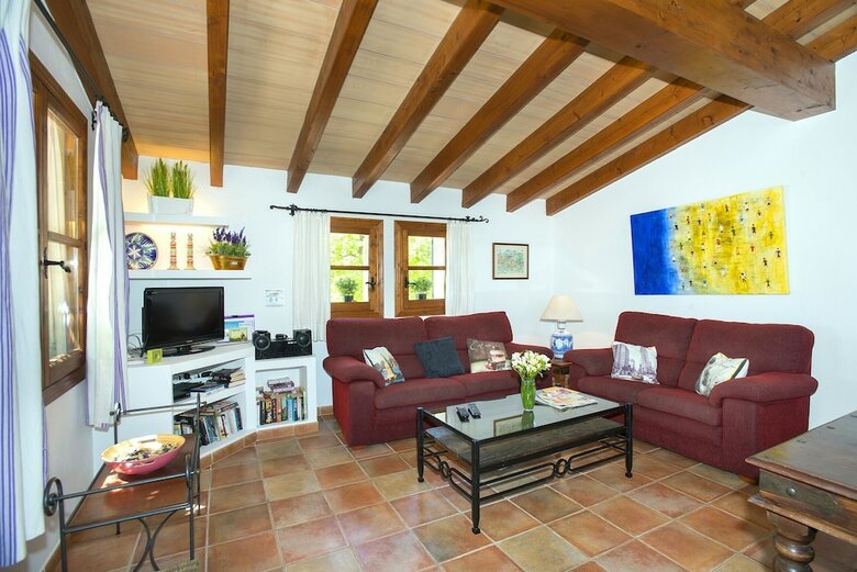 Beautiful Villa Moya With Great Views