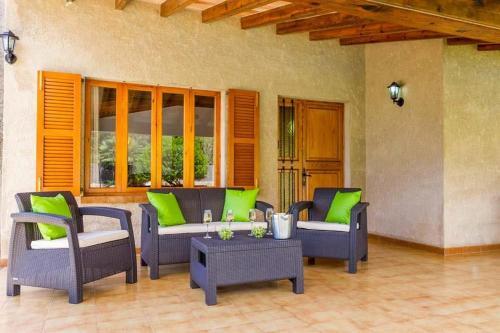 Pollenca Villa Sleeps 6 Pool Air Con Wifi
