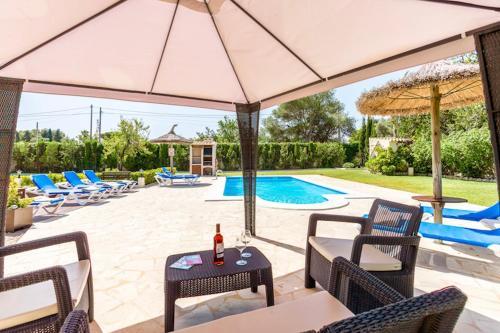 Cala San Vicente Villa Sleeps 6 Pool Air Con Wifi