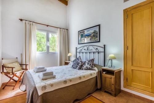 Cala San Vicente Villa Sleeps 6 Pool Air Con Wifi