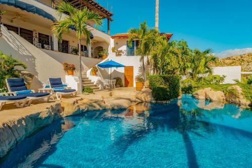 Pacific Ocean Views & Infinity Pool, Villa Miramar