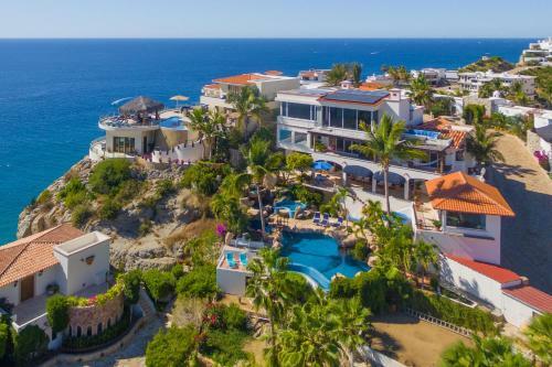 Pacific Ocean Views & Infinity Pool, Villa Miramar