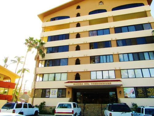 Aparthotel Marina Sol Resort