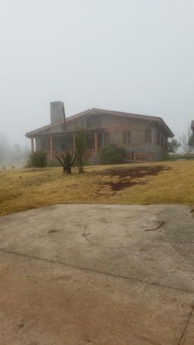 Hotel Y Caba�as Mountain Lodge