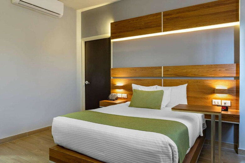 Hotel Sleep Inn Mexicali