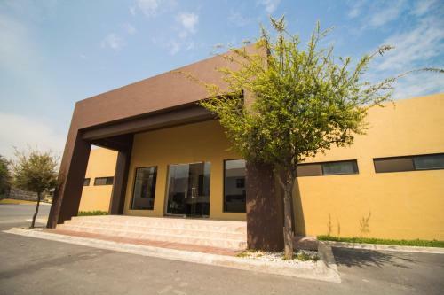 Hotel Torres De El Legado
