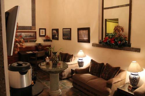 Hotel 12 Reales