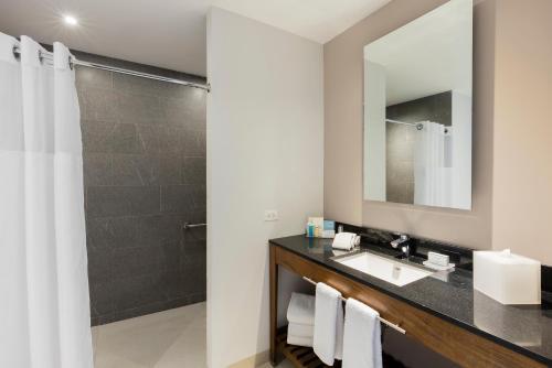 Hotel Hampton Inn By Hilton Cancun Cumbres