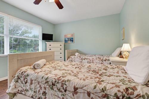 Key Lime Cottage West