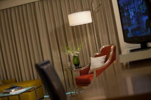 Renaissance Baton Rouge Hotel