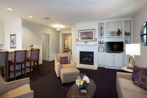 The Cook Hotel & Conference Center
