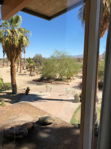 Hotel Palms At Indian Head