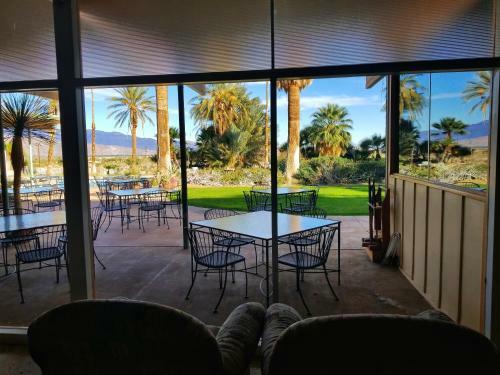 Hotel Palms At Indian Head