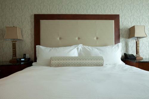 Hotel Town & Country Inn And Suites