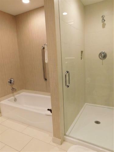Hotel Town & Country Inn And Suites