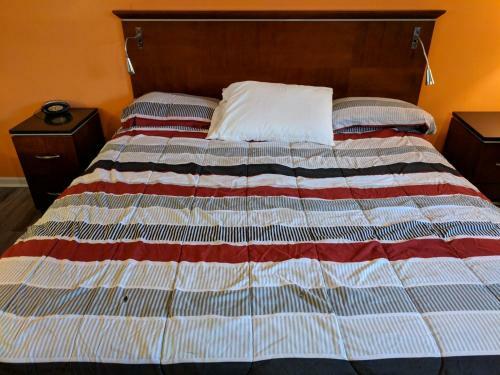 Hotel Skylark Motel