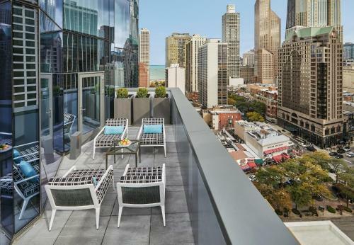 Hotel Viceroy Chicago