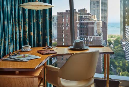 Hotel Viceroy Chicago