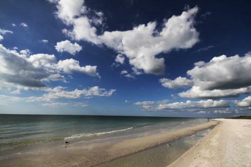 Sea Breeze Beach House