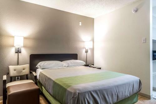 Hotel Studio 6 Dallas Northwest